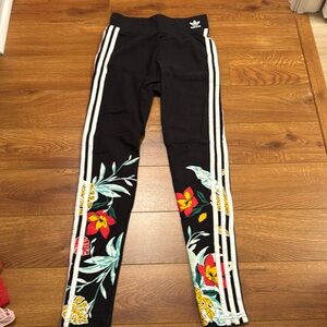 ADIDAS Size S Floral Print Leggings